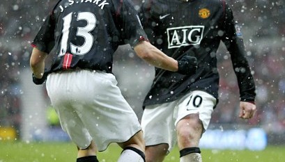  图卢兹主场十人应战，顽强逼平领头羊巴黎  