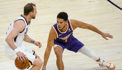  保罗16助攻太阳轻取爵士  